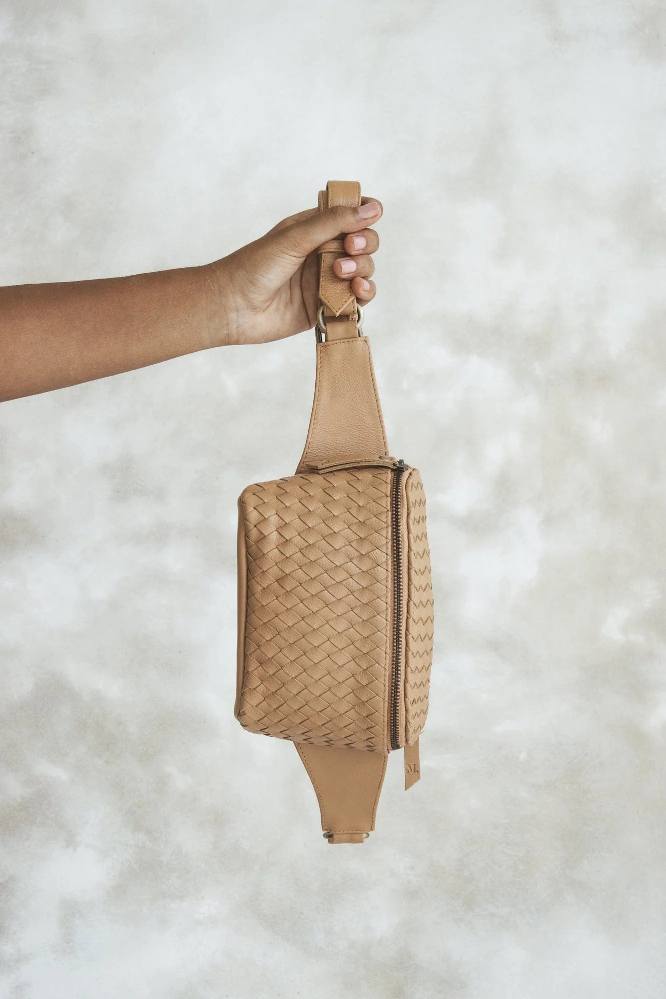 MANDRN  The Woven Remy- Sand Leather Fanny Pack